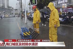 波波：大家都看到了文班的技巧 但他最独特的品质是冷静