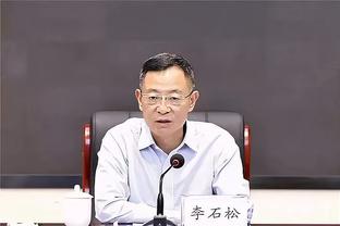 今晚推一个？皇马官方晒克罗斯射门训练，后者今晚迎皇马生涯谢幕战